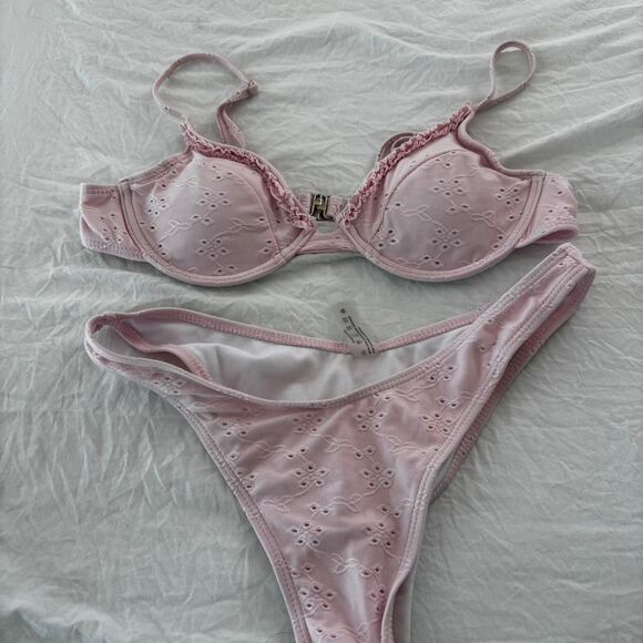 SHEIN Pink Eyelet Matching Bikini 2 Piece Swimwear Bikini Summer Medium Set - Picture 1 of 3